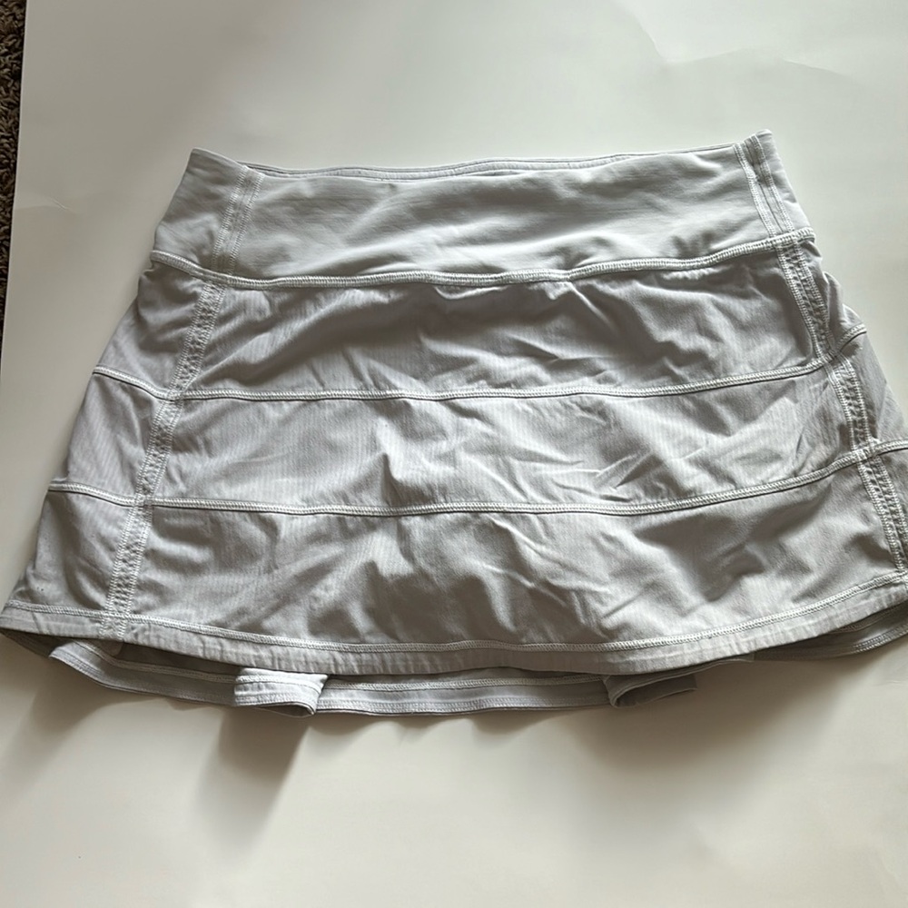 Lululemon white pace rival skirt